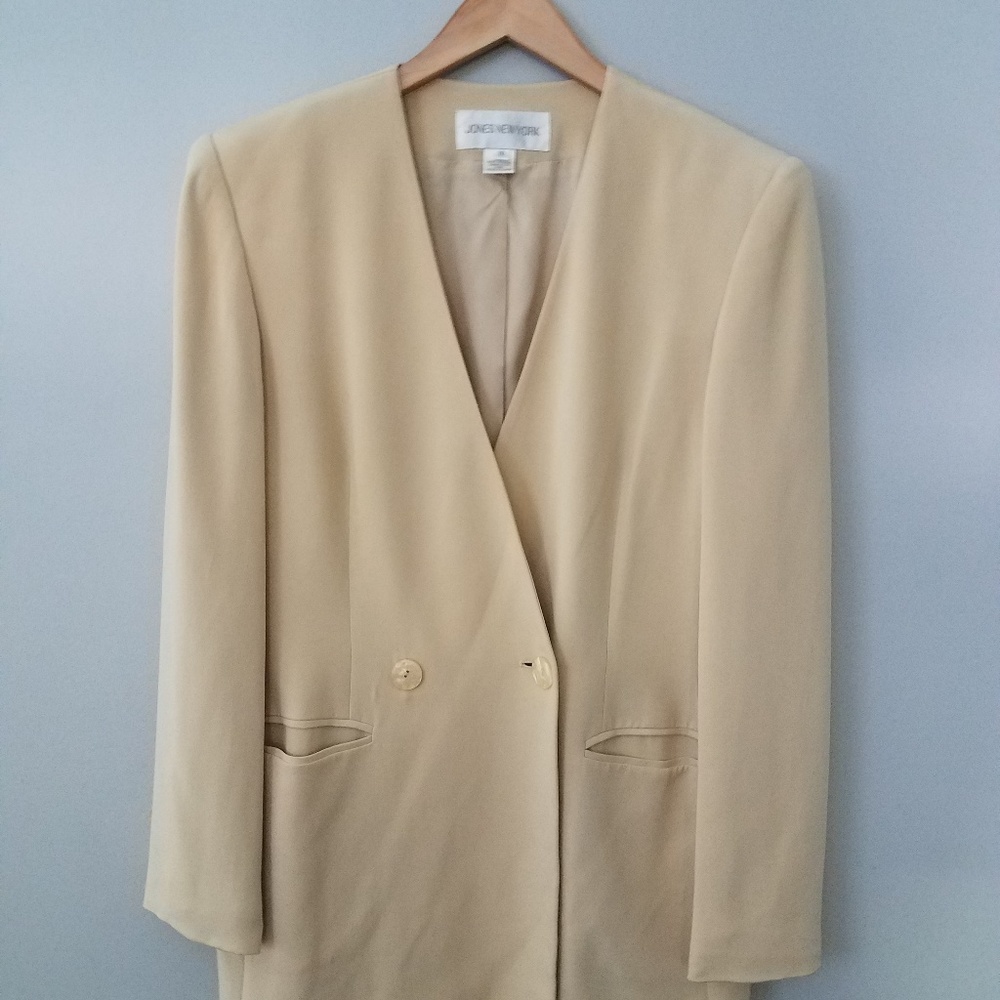Jones 3 piece silk suit